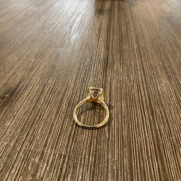 NWOT Elegant Gold Women's Ring size 10 - Picture 5 of 5